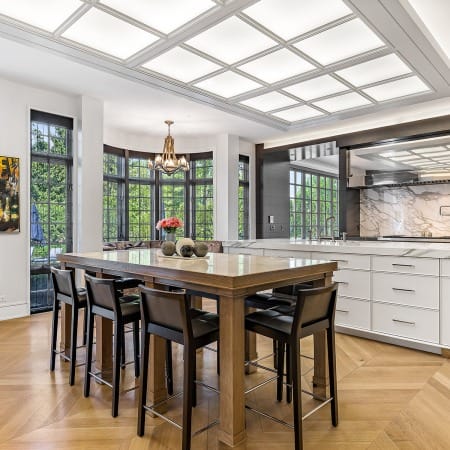 Floor to Ceiling Windows