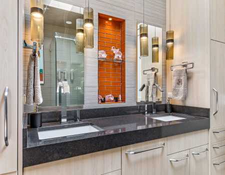 Tree Inch Thick Quartz Counter with Innovative Storage Solutions