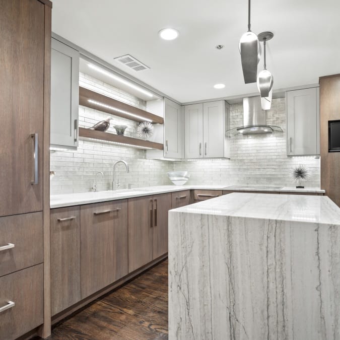 Modern Base Cabinets with Shaker Style Upper Cabinets