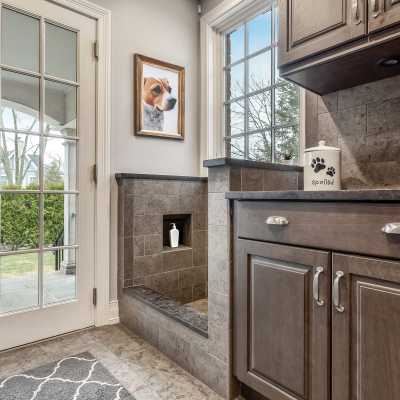 Dog Wash Basin Adjacent to Outdoor Access