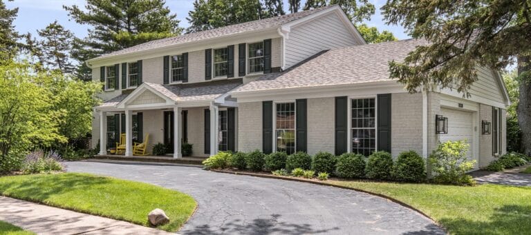 The possibilities pf adding a room blog by Airoom®